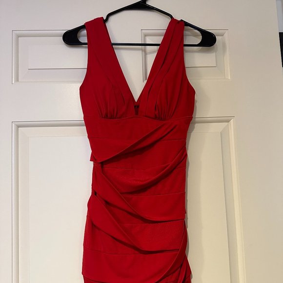 Emerald Sundae Red Deep-V Minidress - Picture 4 of 8
